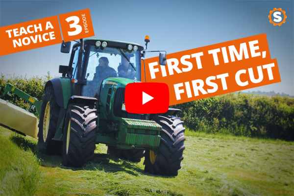 Newbie Learns how to Tractor Mow with a John Deere 6155 M 